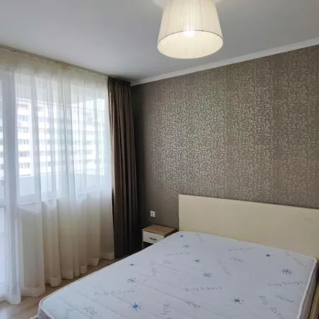 Луксозен Апартамент С Две Спални * Burgas